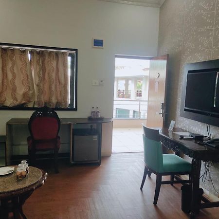The Center Court Resort & Spa فاكا المظهر الخارجي الصورة