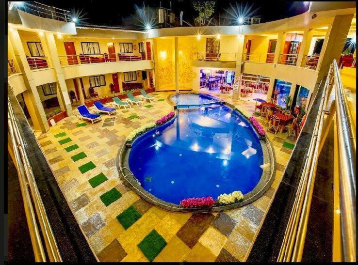 The Center Court Resort & Spa فاكا المظهر الخارجي الصورة