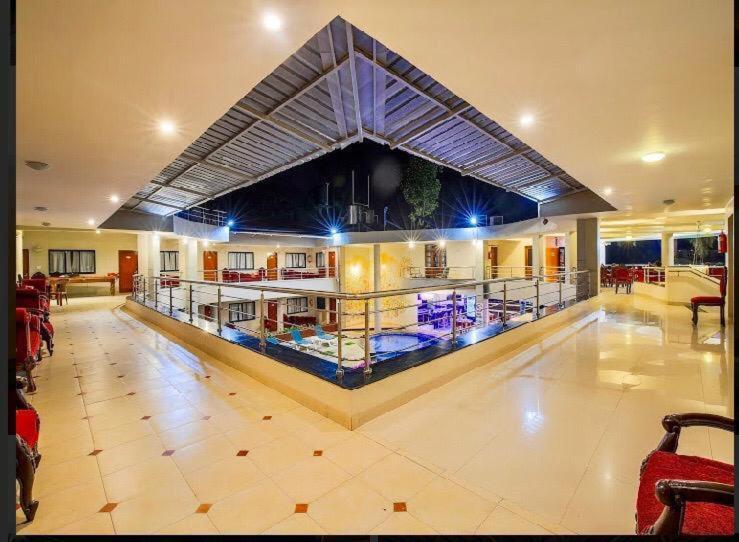 The Center Court Resort & Spa فاكا المظهر الخارجي الصورة