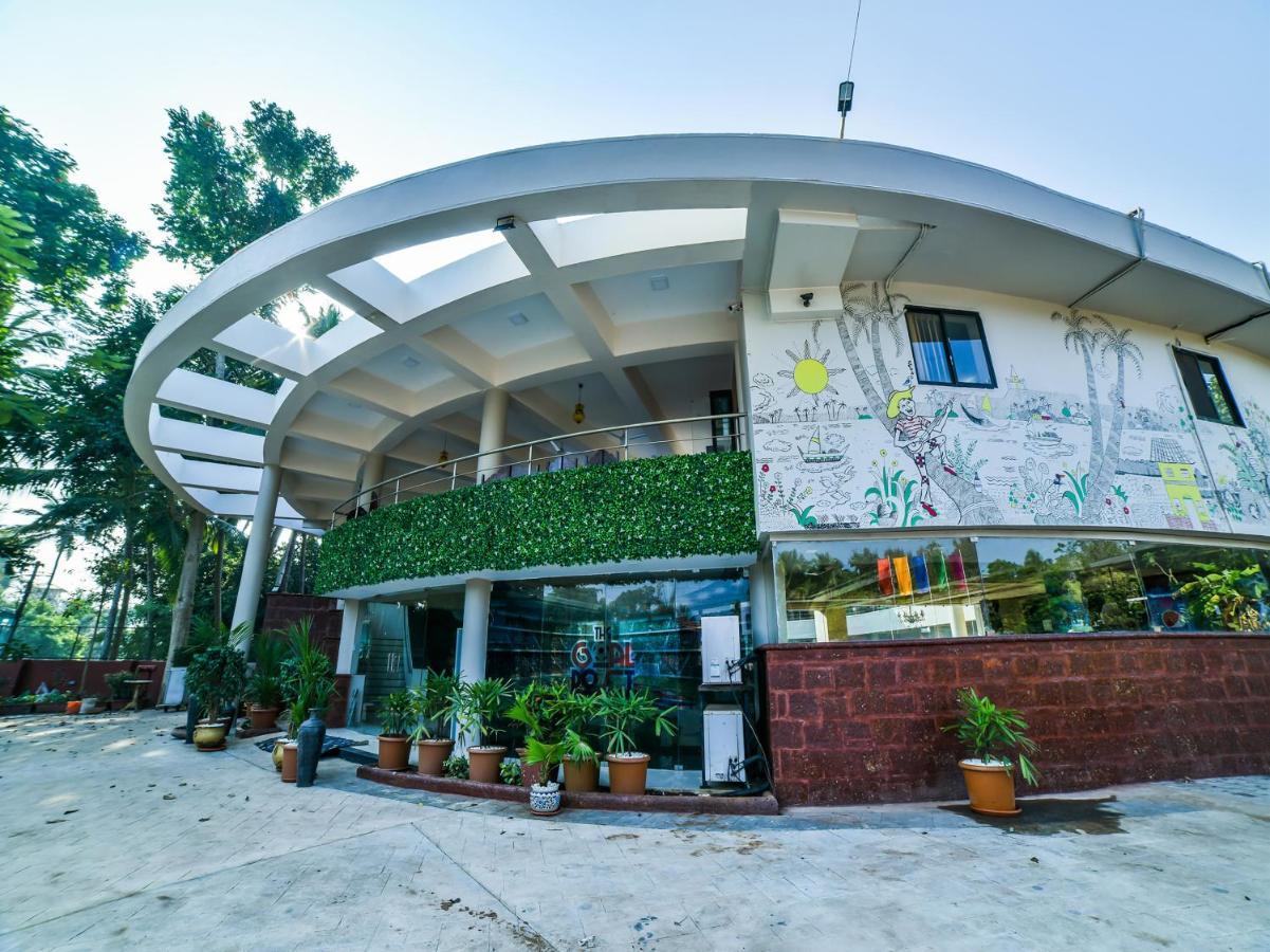 The Center Court Resort & Spa فاكا المظهر الخارجي الصورة